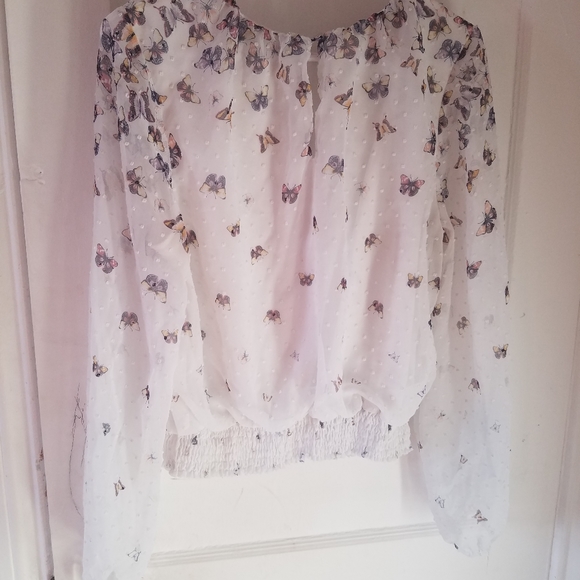 Top - Picture 4 of 6